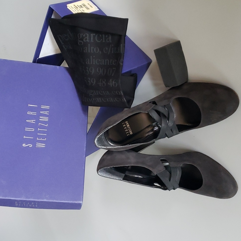 Stuart Weitzman grey suede heels